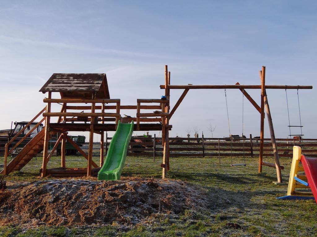 Farma Růžová Vila Exterior foto